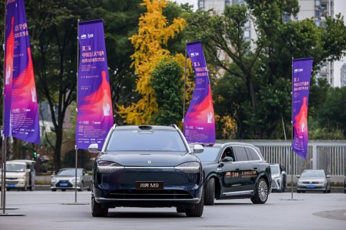 销量与口碑双丰收 问界M9树立“标杆级”市场地位